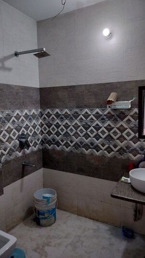 Bathroom in 3 BHK Builder Floor at RWA Residential Society Sector 46, Sector 46 – for Rent
