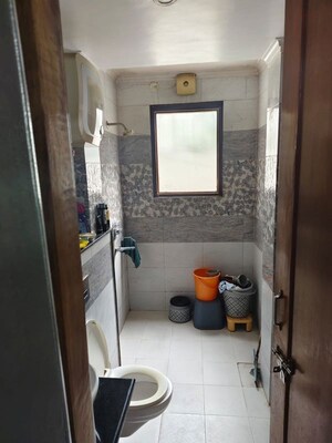 Bathroom in 2 BHK Builder Floor at Sector 46 – for Rent