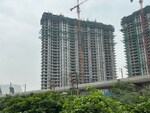 3.5 BHK +  2500 Sq.Ft. Apartment in Godrej Jardinia