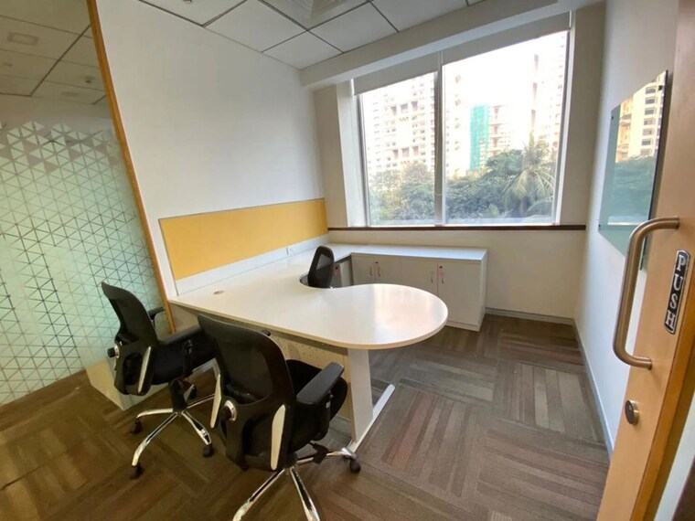 Team Area, one-lodha-place Commercial Office Space 730 Sq.Ft. In Lower Parel Mumbai 10688832