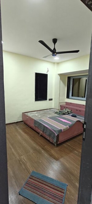 Bedroom in 2 BHK Apartment at Sindhi Society, Chembur – for Rent