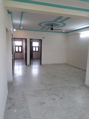 Living Room in 3 BHK Builder Floor at RWA Residential Society Sector 46, Sector 46 – for Rent