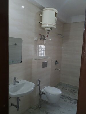 Bathroom in 3 BHK Builder Floor at RWA Residential Society Sector 46, Sector 46 – for Rent