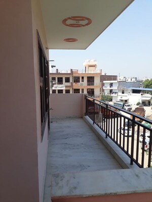 Balcony in 3 BHK Builder Floor at RWA Residential Society Sector 46, Sector 46 – for Rent