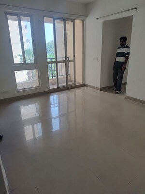 Furnished Amenities in 2 BHK Apartment at Jaypee Greens Kosmos, Sector 134 – for Rent