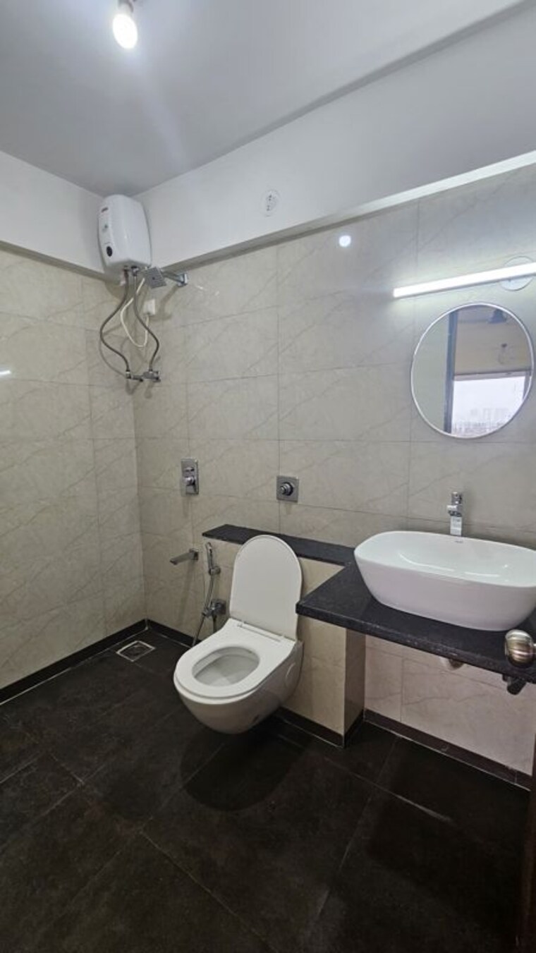 Bathroom, rrb-satra-harmony 2 Bedroom 800 Sq.Ft. Apartment In Chembur Mumbai 10688864