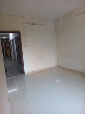 Room in 2 BHK Apartment at Dadar West – for Rent