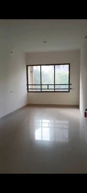 Room in 1 BHK Apartment at Prabhat Apartment Prabhadevi, Prabhadevi – for Rent