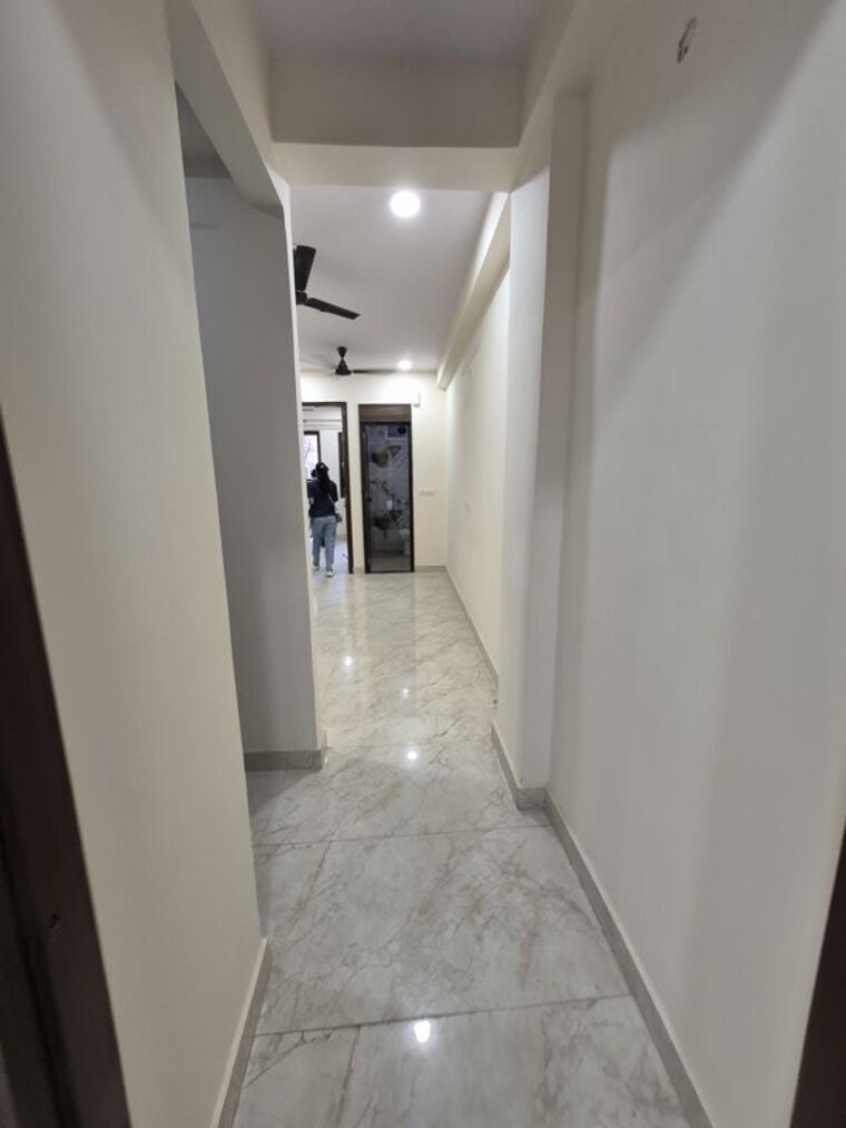 Other, mayur vihar 3.5 Bedroom 980 Sq.Ft. Builder Floor In Mayur Vihar Delhi 10688888