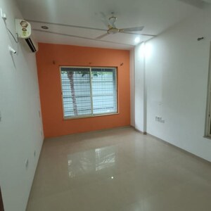 Room in 4 BHK Apartment at Bell Flower, Baner – for Sale