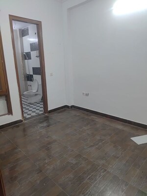 Furnished Amenities in 2 BHK Builder Floor at RWA Apartments Sector 47, Sector 47 – for Rent