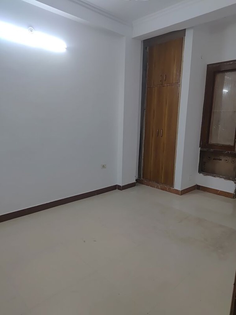 Room, rwa-apartments-sector-47 2 Bedroom 112 Sq.Mt. Builder Floor In Sector 47 Noida 10688895