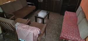 Living Room in 2 BHK Apartment at Mahim West – for Rent