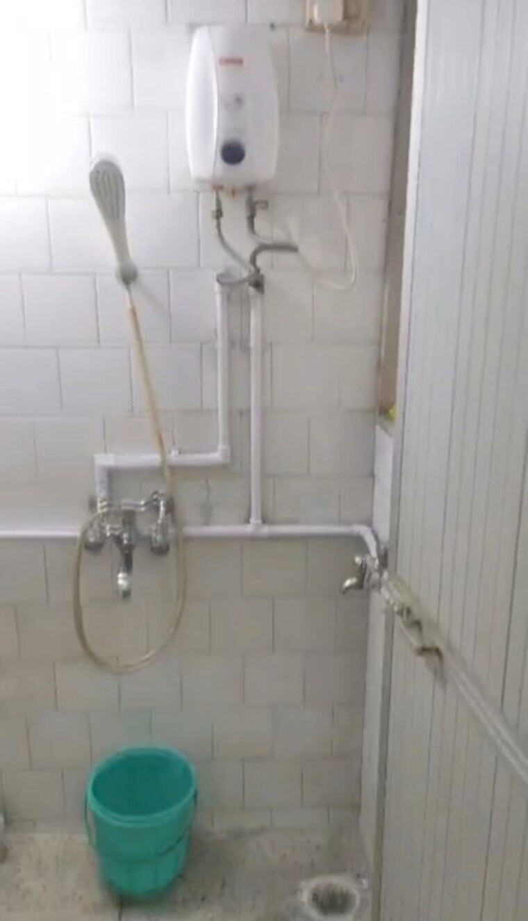 Bathroom, midcity-chakravati-chs 1 Bedroom 574 Sq.Ft. Apartment In Andheri East Mumbai 10688924