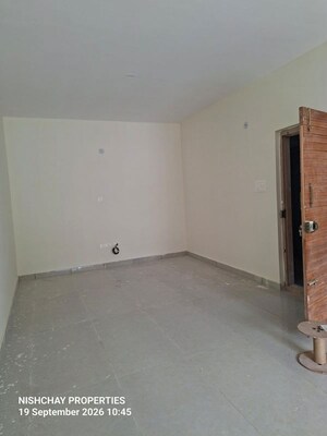 3 BHK Apartment – Entrance View at Hrbr Layout - for Sale