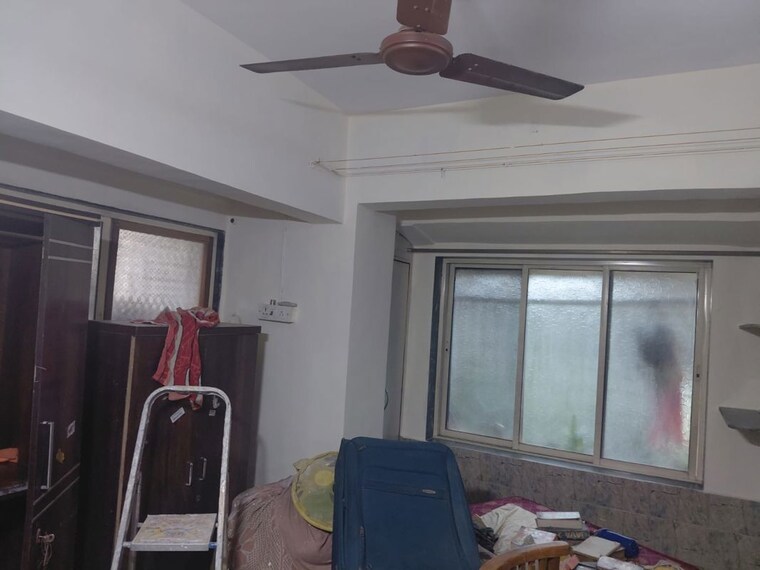 Living Room, airoli-surji-dham-chs 1 Bedroom 560 Sq.Ft. Apartment In Airoli Sector 20 Navi Mumbai 10688958