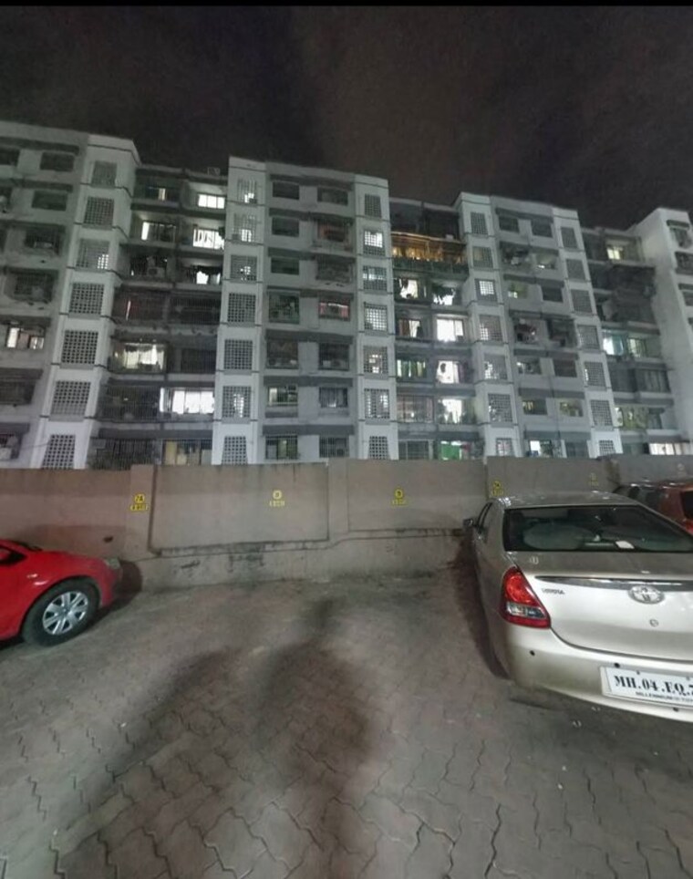  Parking, sadguru-complex-i 1 Bedroom 454 Sq.Ft. Apartment In Goregaon East Mumbai 10688982