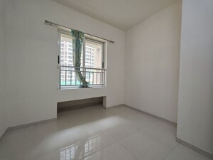 Room in 2 BHK Apartment at Marathon Nexzone, New Panvel – for Sale