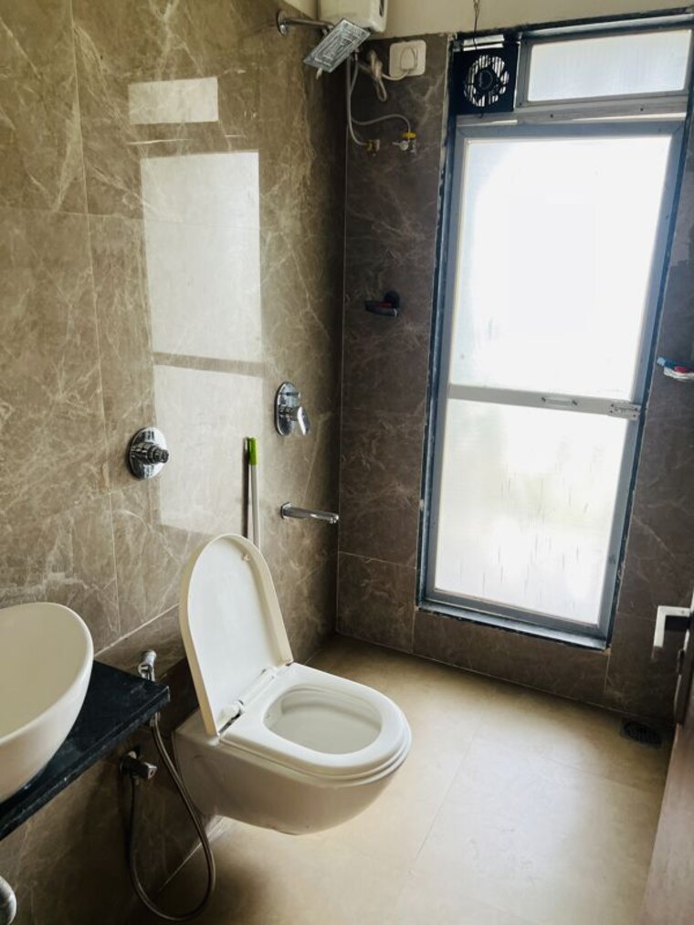 Bathroom, mokal-pushp-pinnacle 3 Bedroom 1665 Sq.Ft. Apartment In Kharghar Navi Mumbai 10688983