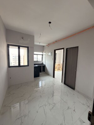 Furnished Amenities in 1 BHK Apartment at Promesa Midtown, Ghatkopar East – for Rent