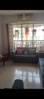 3 BHK 800 Sq.Ft. Apartment in Dosti Clover