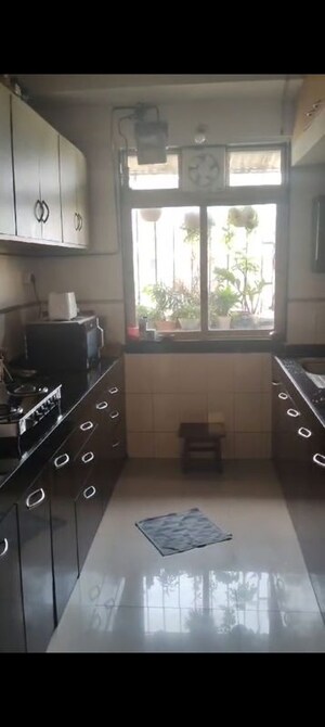 Team Area in 3 BHK Apartment at Dosti Clover, Wadala East – for Sale