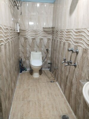 Bathroom in 2 BHK Apartment at Khirki Extension – for Rent