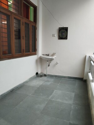 Room in 2 BHK Apartment at Khirki Extension – for Rent