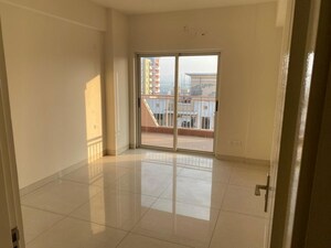Room in 2 BHK Apartment at Eldeco Accolade, Sohna Sector 2 – for Rent