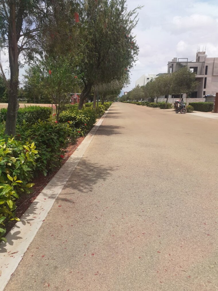 Resale 2980 Sq.Ft. Plot in Embassy Springs Plots, Devanahalli Bangalore ...