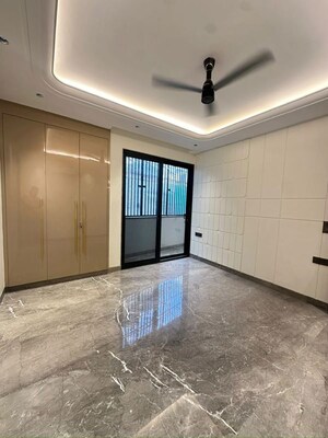 Room in 4 BHK Apartment at Anand Niketan – for Sale