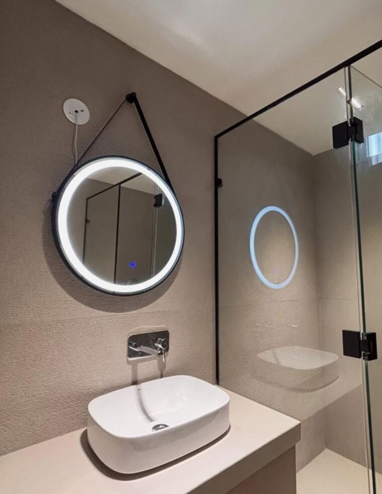 Bathroom, maya-green-lotus-saksham 3 Bedroom 1346 Sq.Ft. Apartment In International Airport Road Zirakpur 10689074