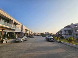 Parking in 5 BHK Independent House at Kasindra – for Sale