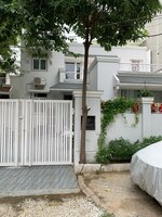 4 BHK +  5500 Sq.Ft. Villa in DLF Green Avenue