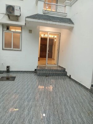 4 BHK Villa – Exterior View View at DLF Green Avenue, Dlf Phase iv - for Rent