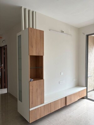 Room in 3 BHK Apartment at Vilas Javdekar Yashwin Enchante, Kharadi – for Rent