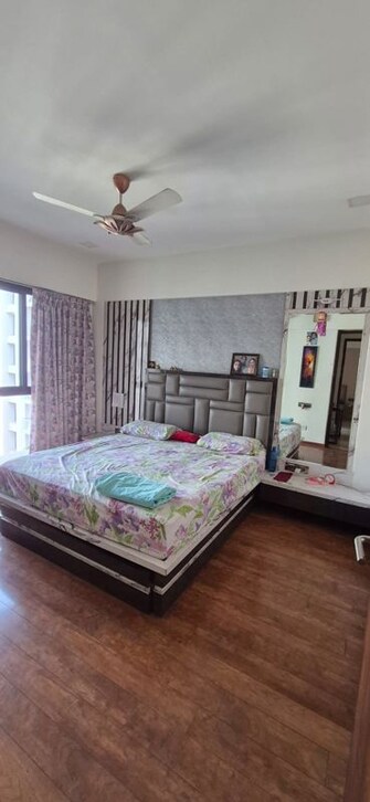 3.5 BHK +  1700 Sq.Ft. Apartment in Lunkad Sky Vie
