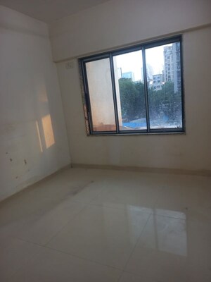 Room in 1 BHK Apartment at Dadar West – for Rent