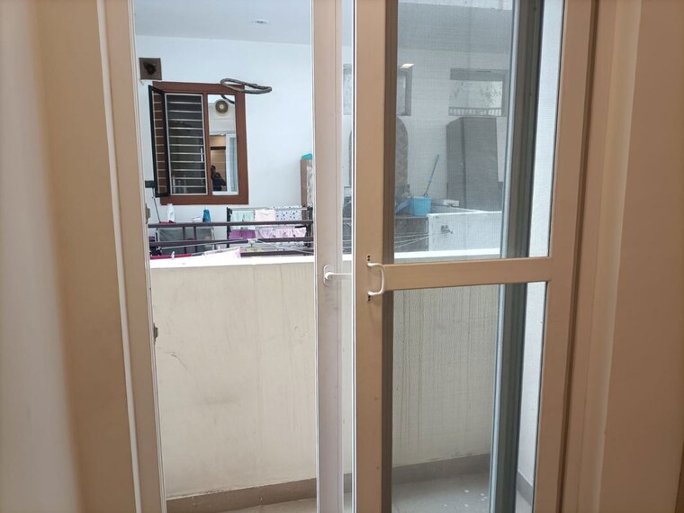 Room, puri-kohinoor 3 Bedroom 160 Sq.Yd. Builder Floor In Sector 89 Faridabad 10689143