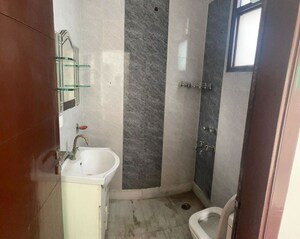 Bathroom in 1 RK Builder Floor at Malviya Nagar – for Rent