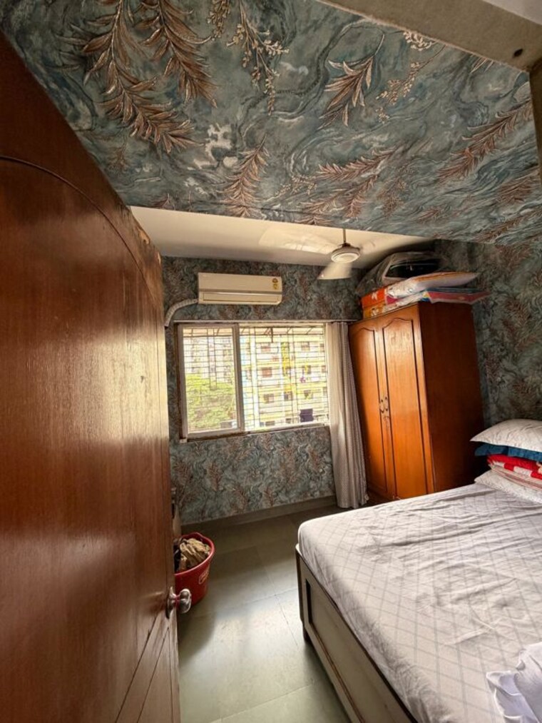 Bedroom, lig-colony 2 Bedroom 600 Sq.Ft. Apartment In Kurla West Mumbai 10689167