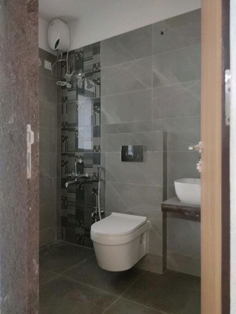 Bathroom, evershine-amavi-303-phase-2 1 Bedroom 413 Sq.Ft. Apartment In Virar West Palghar 10689166