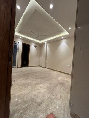 3 BHK Builder Floor For Sale in Shivalik Colony