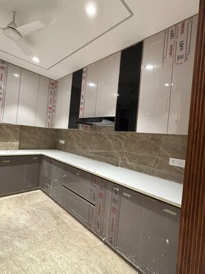 Kitchen in 3 BHK Builder Floor at Shivalik Colony – for Sale