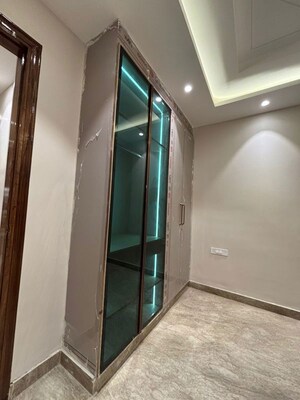 Building Lobby in 3 BHK Builder Floor at Shivalik Colony – for Sale