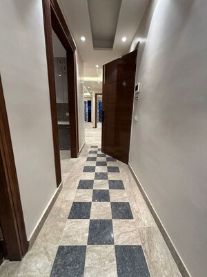 Building Lobby in 3 BHK Builder Floor at Shivalik Colony – for Sale