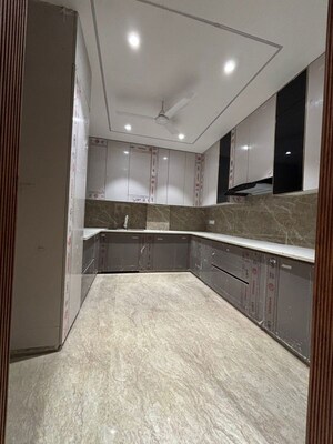 Kitchen in 3 BHK Builder Floor at Shivalik Colony – for Sale