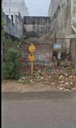 950 Sq.Ft. Plot in Jankipuram
