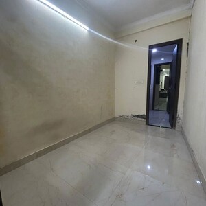 Room in 1 BHK Apartment at Neb Sarai – for Rent