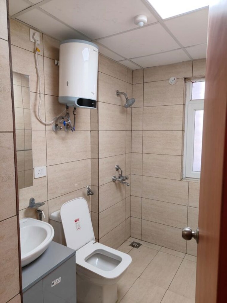 Bathroom, tata-eureka-park 3 Bedroom 1575 Sq.Ft. Apartment In Sector 150 Noida 10689197